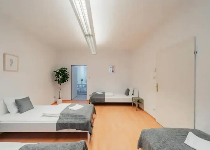 Souterrain Apartment