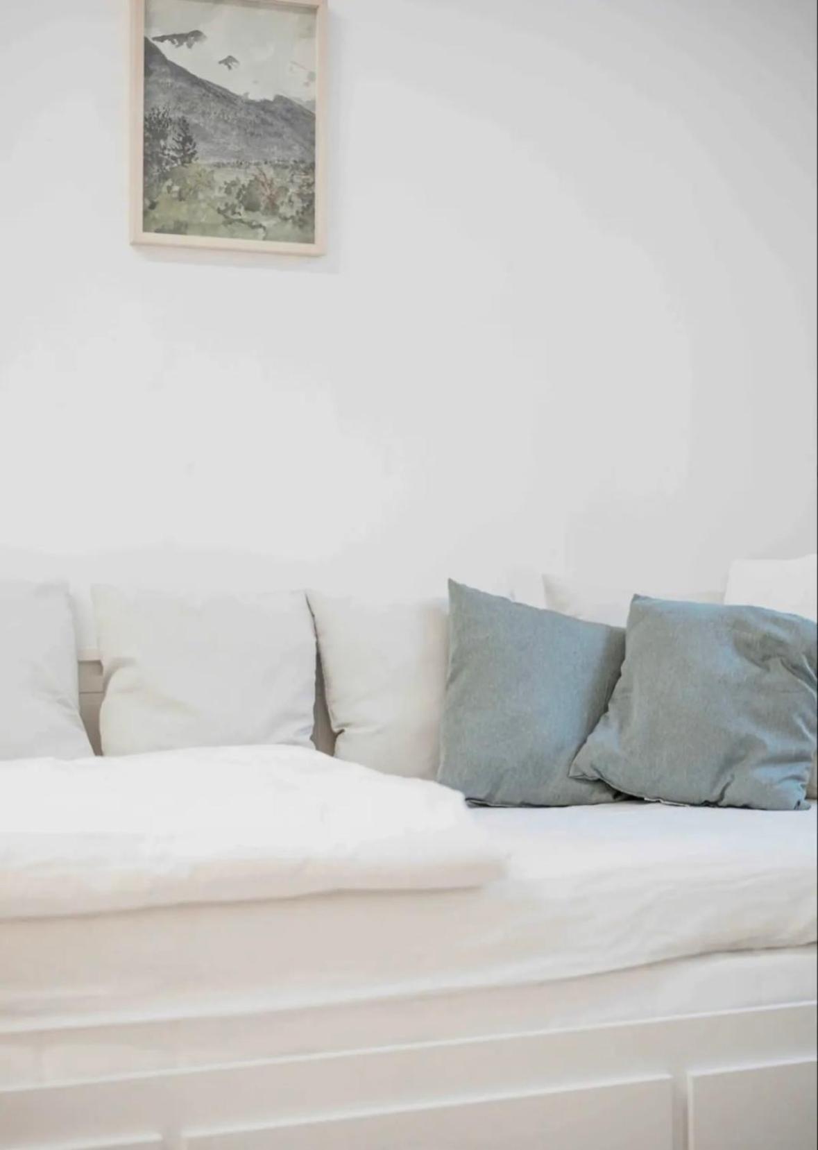 Souterrain Apartment *